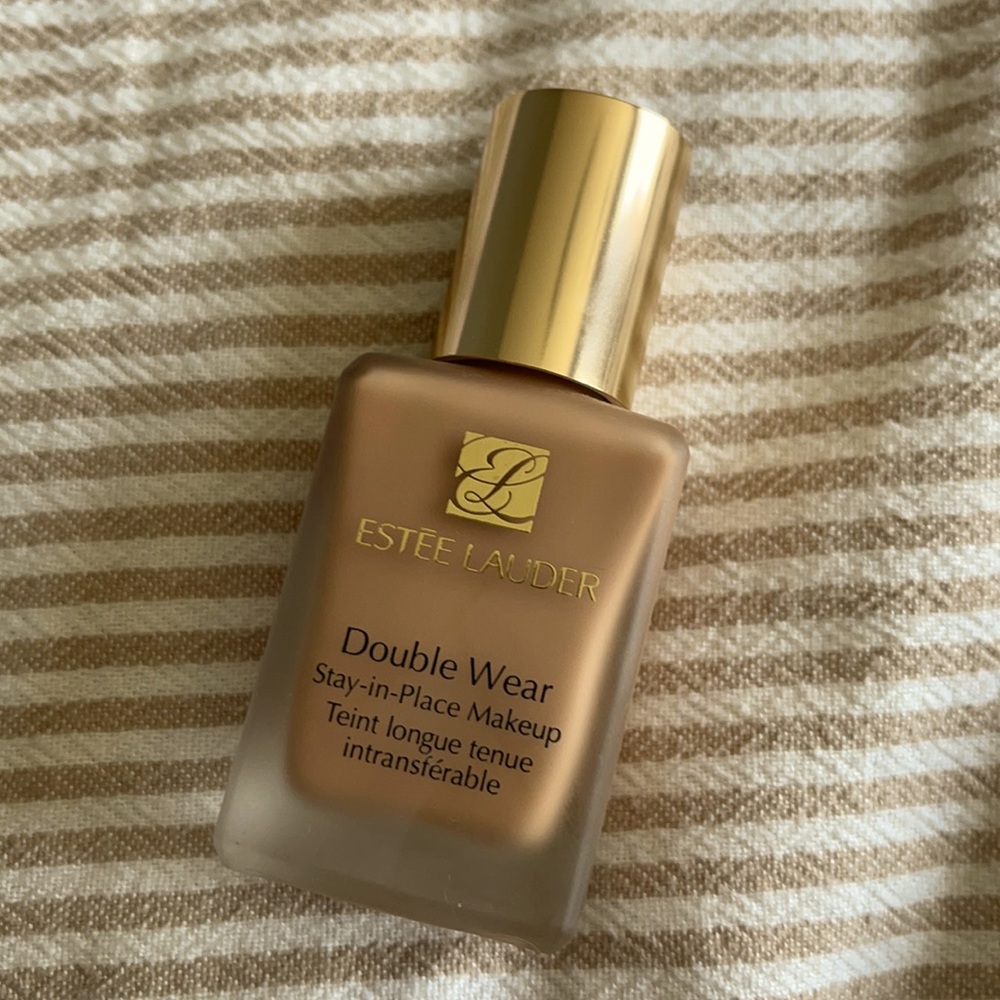 Estée Lauder Double Wear Foundation